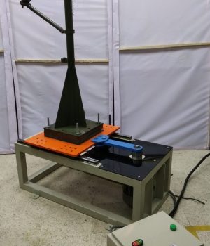Universal vibration test rig / test bench