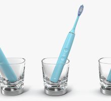 electric+tooth+brush+with+glass+Render